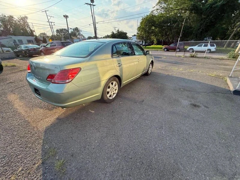 2006 Toyota Avalon 3rd Gen - Image 7 of 12