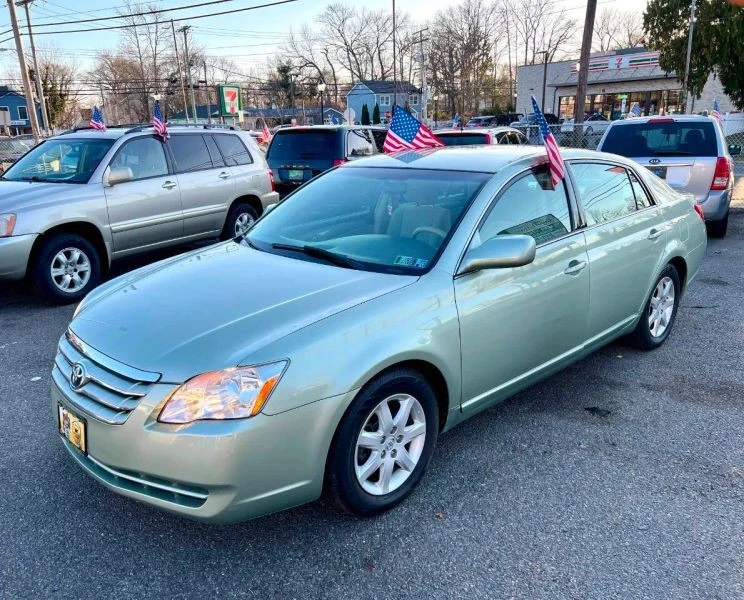 2006 Toyota Avalon 3rd Gen - Image 2 of 12