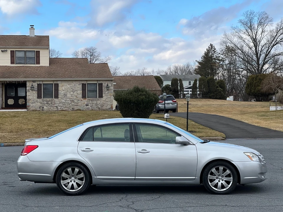 2006 Toyota Avalon 3rd Gen - Image 9 of 21