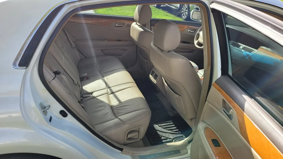 2006 Toyota Avalon 3rd Gen - Image 8 of 18