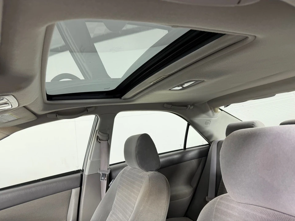 2006 Toyota Camry 5th Gen - Image 11 of 21