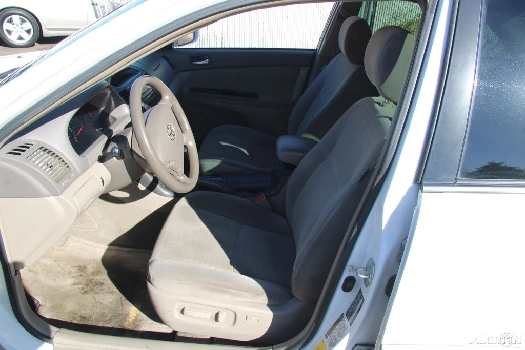 2006 Toyota Camry 5th Gen - Image 13 of 21