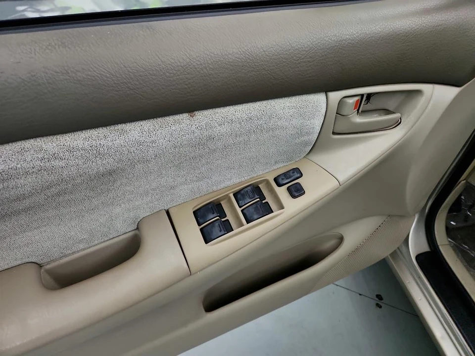 2006 Toyota Corolla 9th Gen - Image 18 of 21