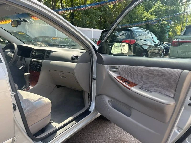 2006 Toyota Corolla 9th Gen - Image 7 of 12