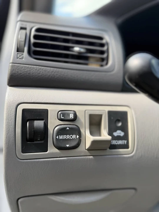 2006 Toyota Corolla 9th Gen - Image 13 of 31