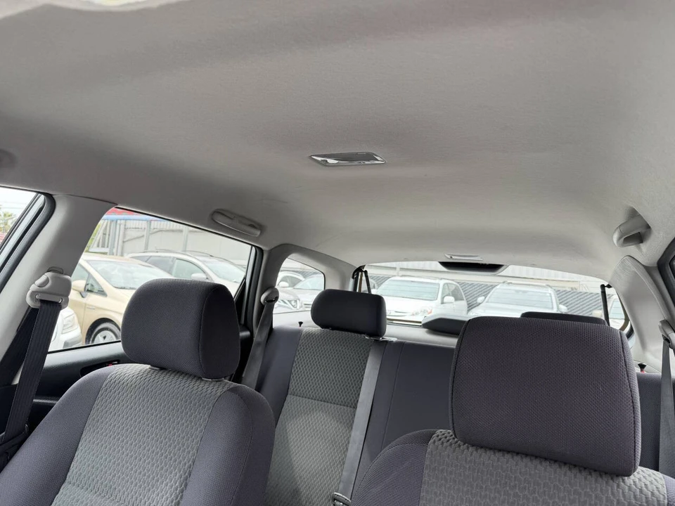 2006 Toyota Matrix 1st Gen - Image 11 of 17