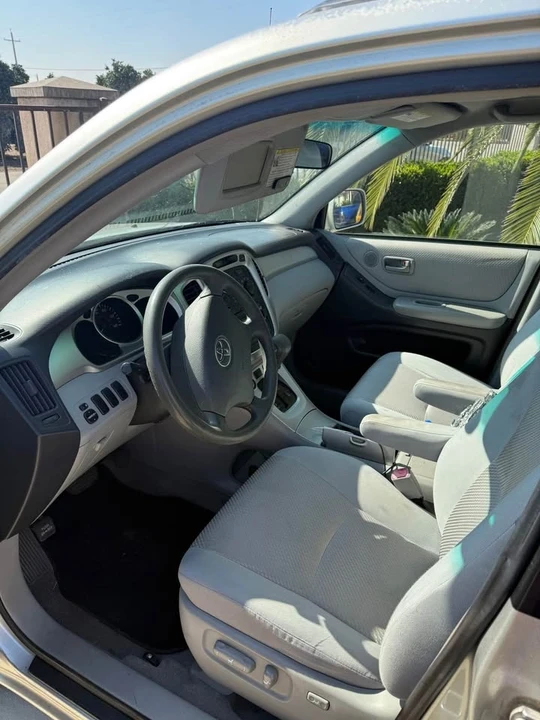 2006 Toyota Highlander - Image 2 of 10