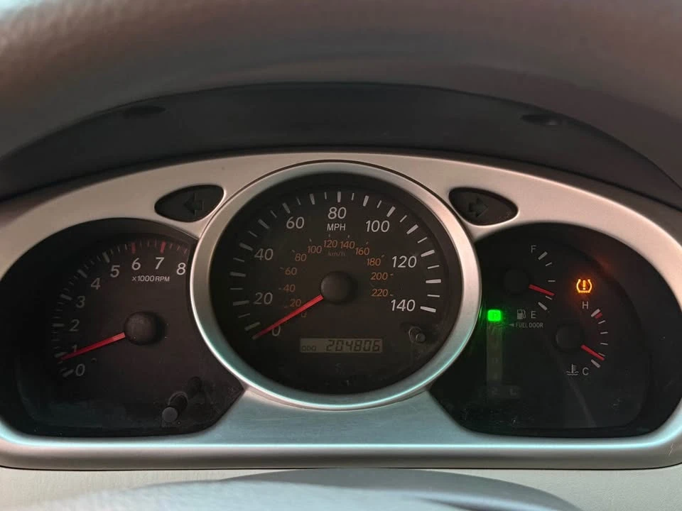 2006 Toyota Highlander - Image 9 of 10
