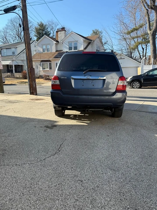 2006 Toyota Highlander - Image 2 of 9