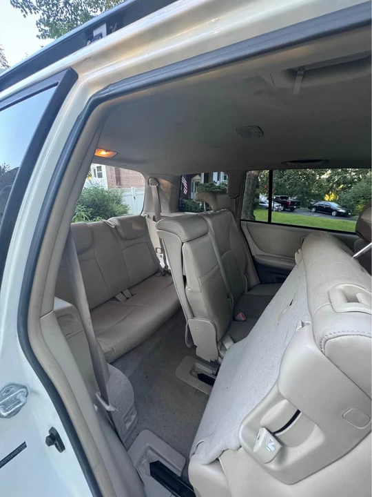 2006 Toyota Highlander - Image 9 of 11
