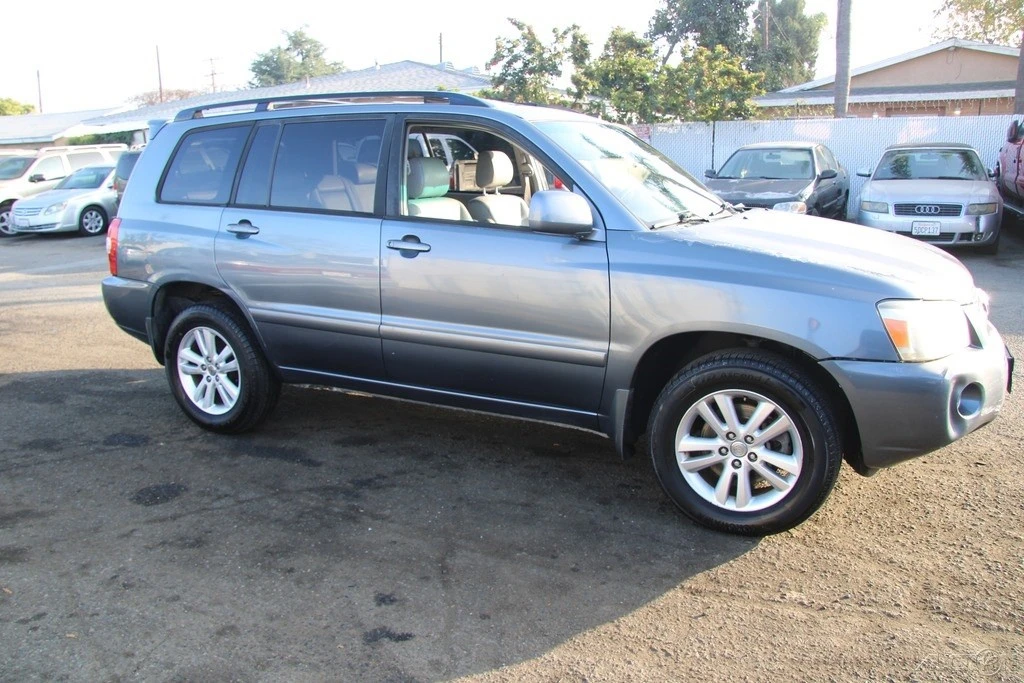 2006 Toyota Highlander - Image 2 of 21