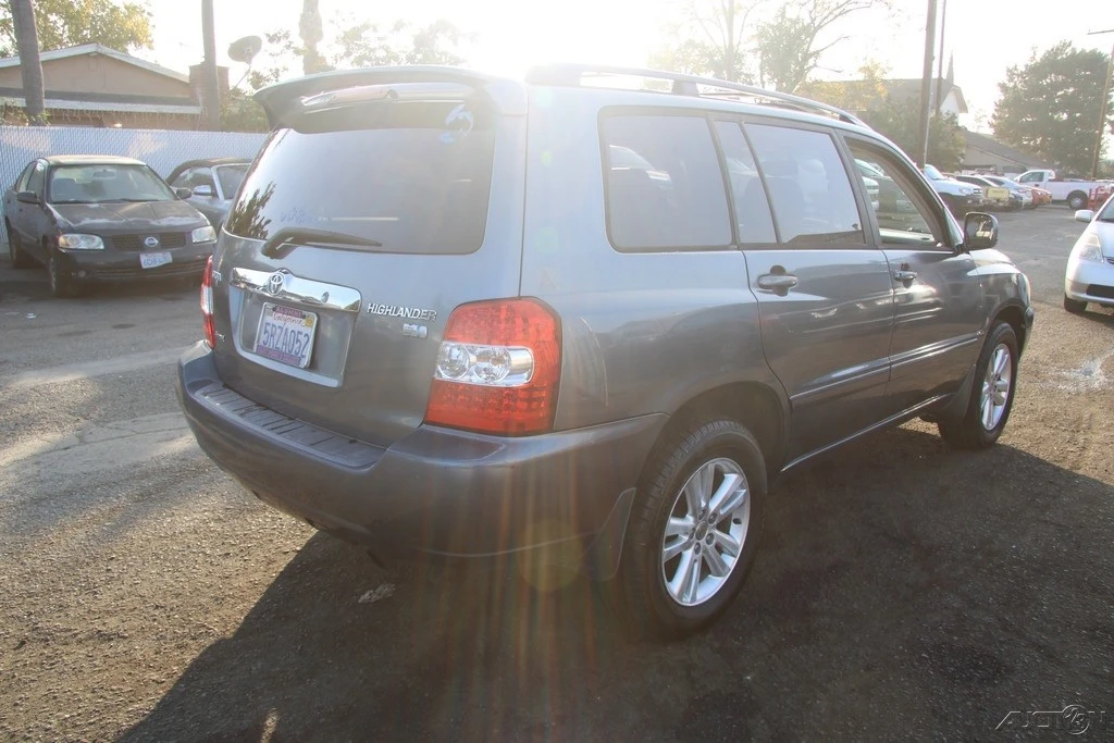 2006 Toyota Highlander - Image 3 of 21