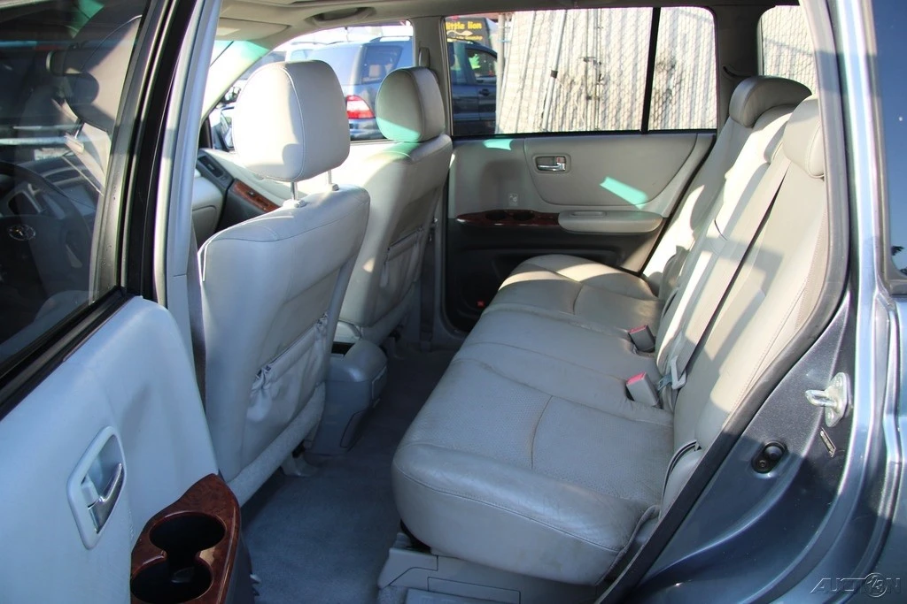 2006 Toyota Highlander - Image 18 of 21