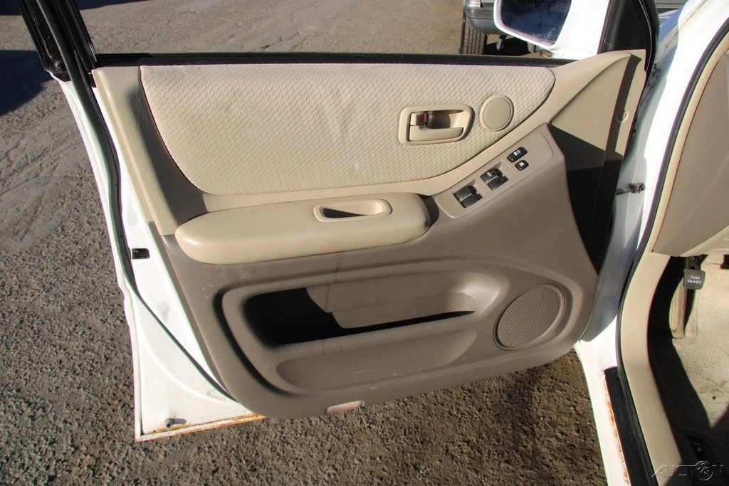 2006 Toyota Highlander - Image 11 of 21
