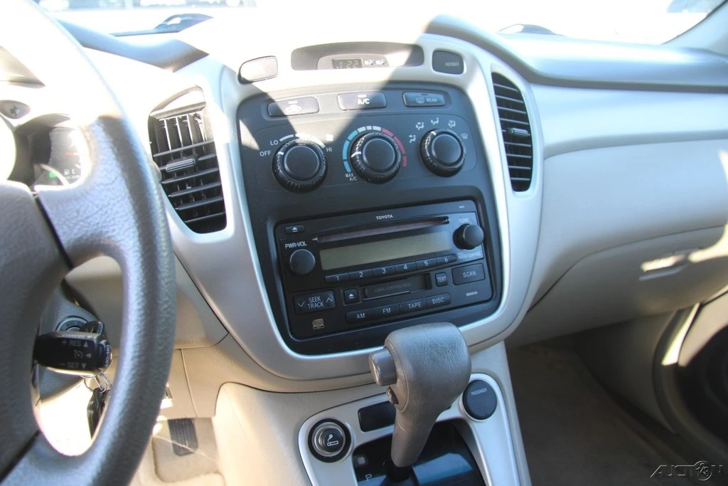 2006 Toyota Highlander - Image 17 of 21