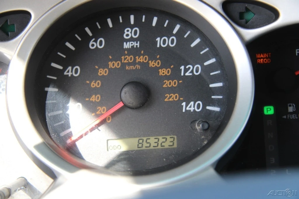 2006 Toyota Highlander - Image 16 of 21