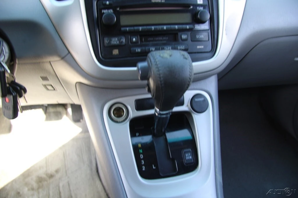 2006 Toyota Highlander - Image 19 of 21