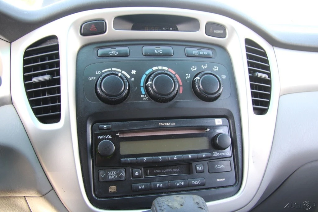 2006 Toyota Highlander - Image 18 of 21