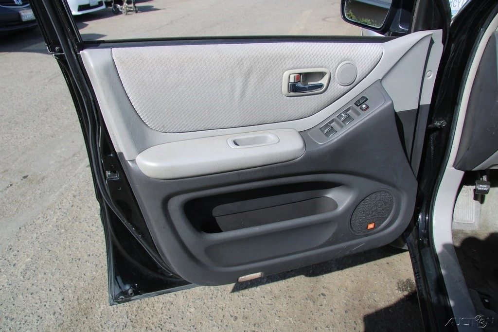 2006 Toyota Highlander - Image 13 of 21