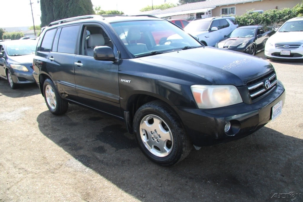2006 Toyota Highlander - Image 10 of 21