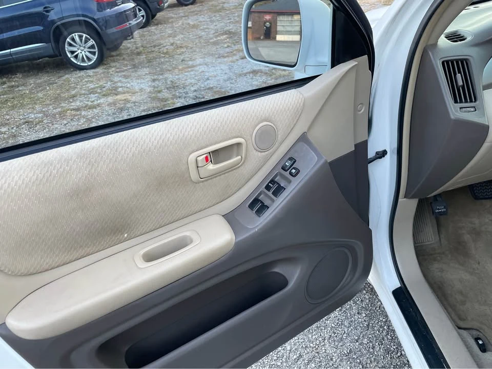 2006 Toyota Highlander - Image 15 of 20