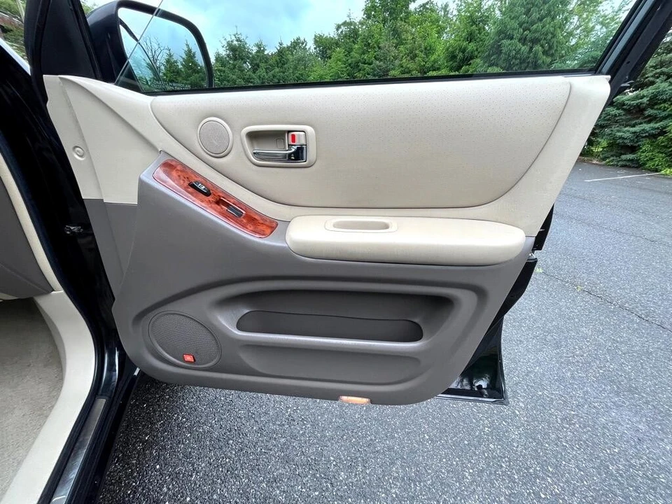 2006 Toyota Highlander - Image 10 of 12