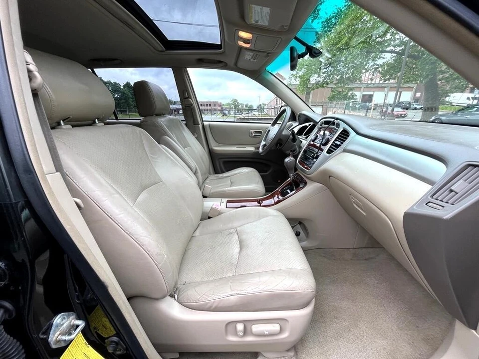 2006 Toyota Highlander - Image 11 of 12
