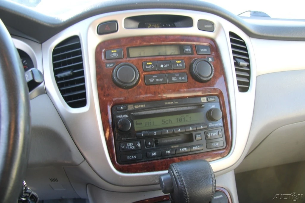 2006 Toyota Highlander - Image 16 of 21