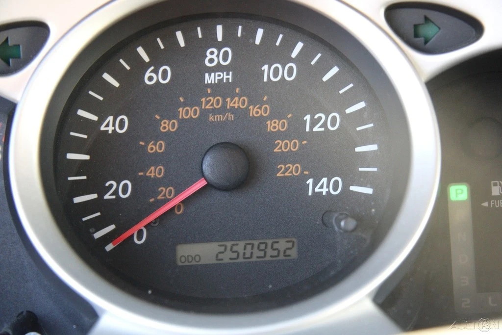 2006 Toyota Highlander - Image 15 of 21