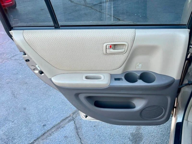 2006 Toyota Highlander - Image 12 of 12