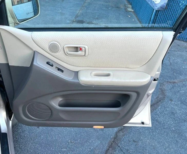 2006 Toyota Highlander - Image 9 of 12