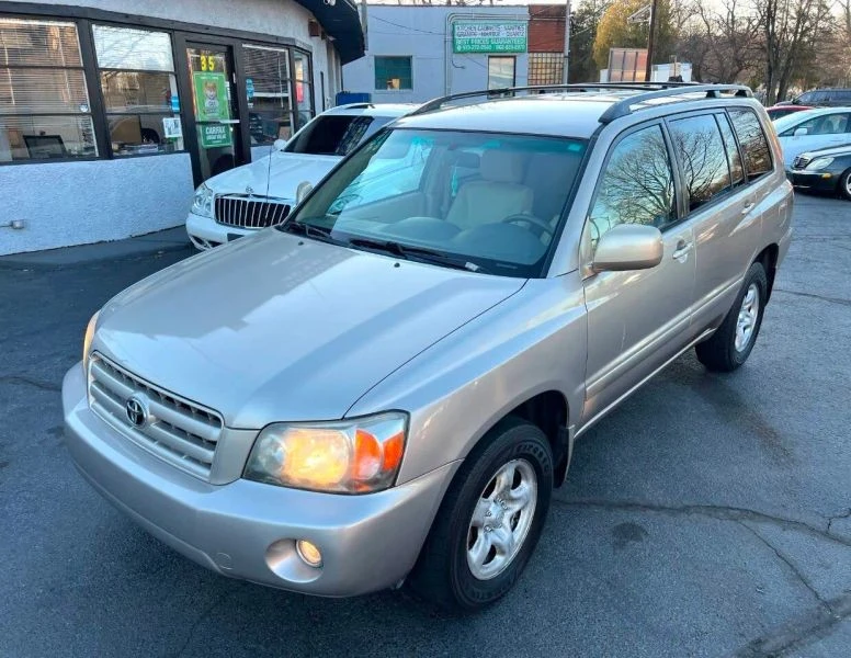 2006 Toyota Highlander - Image 2 of 12