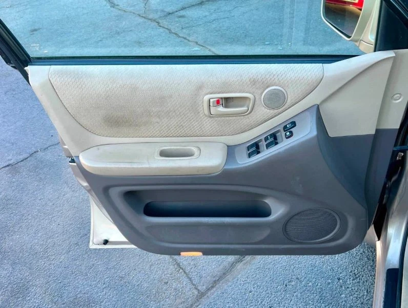 2006 Toyota Highlander - Image 3 of 12