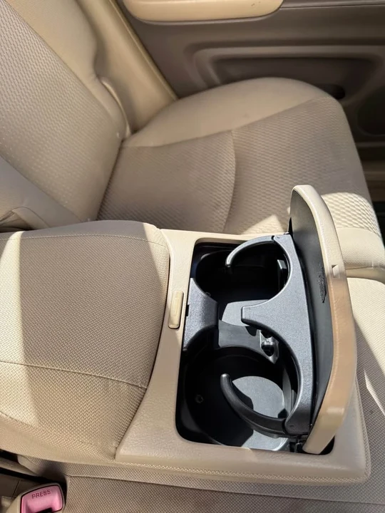 2006 Toyota Highlander - Image 10 of 20