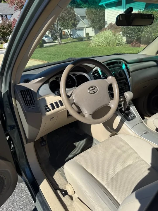 2006 Toyota Highlander - Image 9 of 20