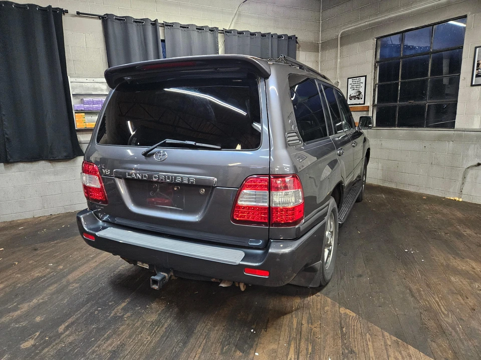 2006 Toyota J100 Land Cruiser - Image 14 of 31