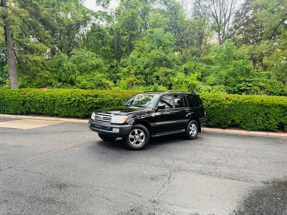 2006 Toyota Land Cruiser - Image 11 of 31