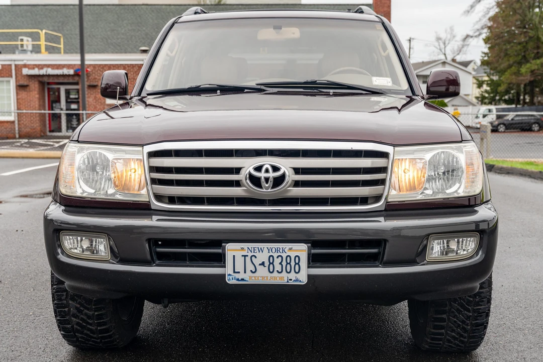 2006 Toyota J100 Land Cruiser - Image 2 of 31