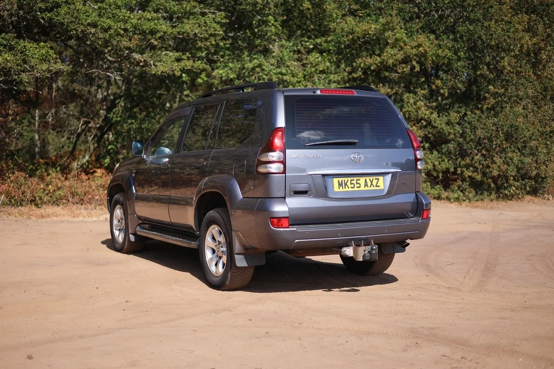 2006 Toyota J100 Land Cruiser - Image 23 of 30