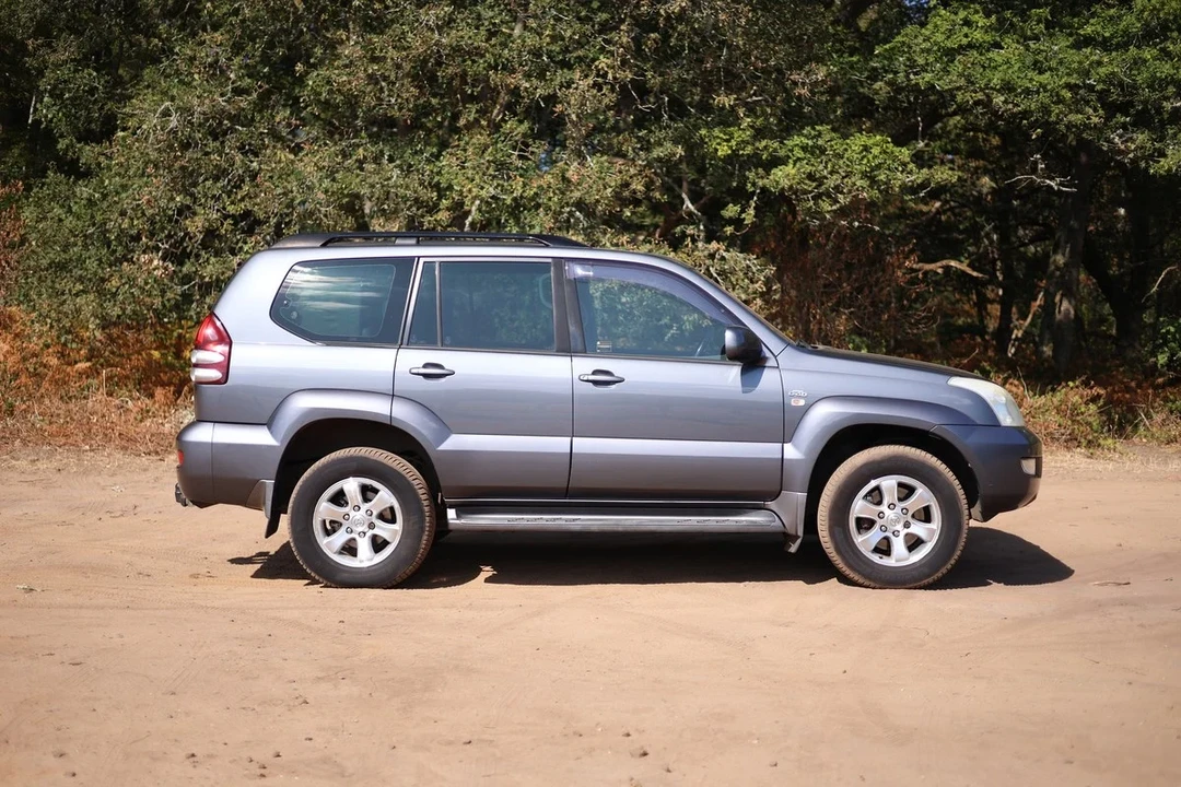 2006 Toyota J100 Land Cruiser - Image 24 of 30