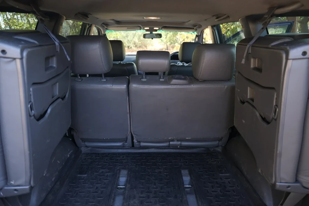 2006 Toyota J100 Land Cruiser - Image 14 of 30