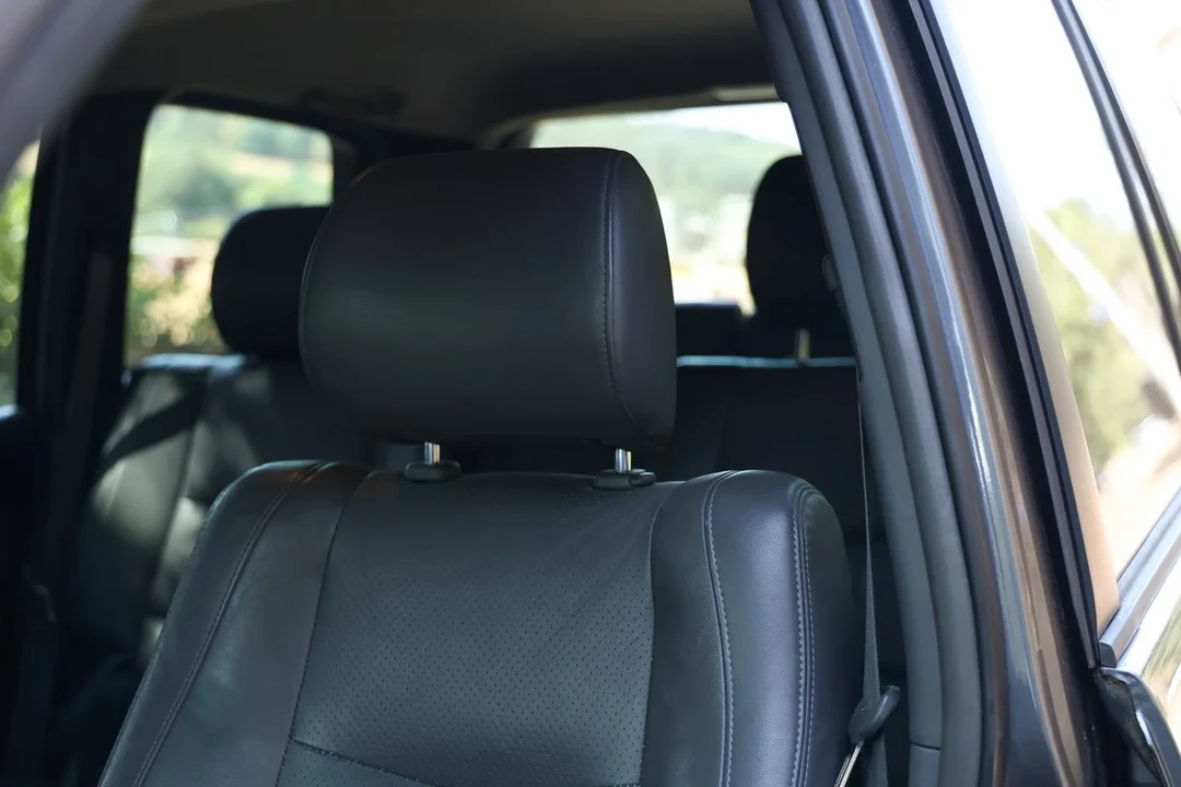 2006 Toyota J100 Land Cruiser - Image 10 of 30