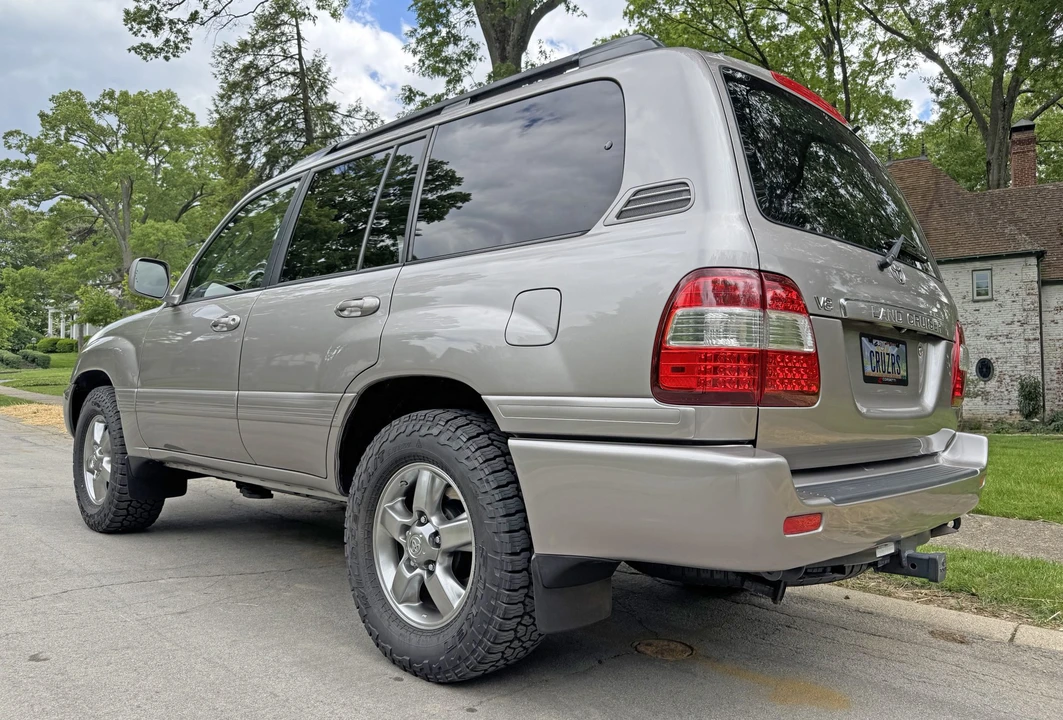 2006 Toyota J100 Land Cruiser - Image 16 of 31