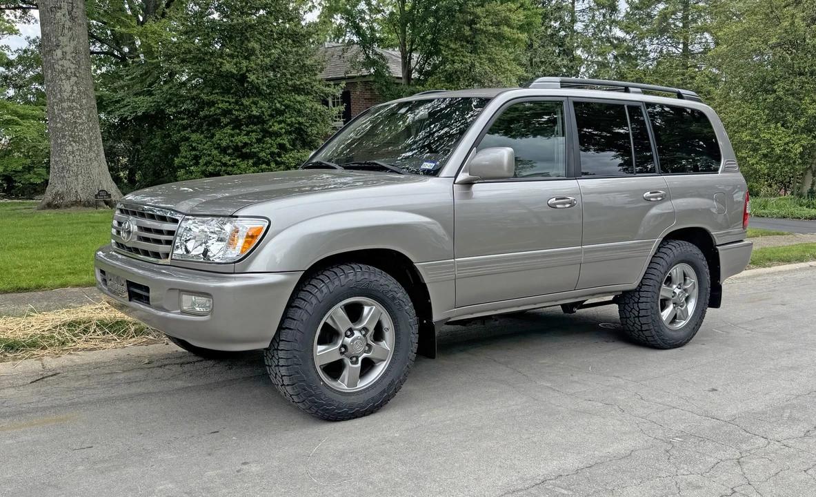 2006 Toyota J100 Land Cruiser - Image 2 of 31