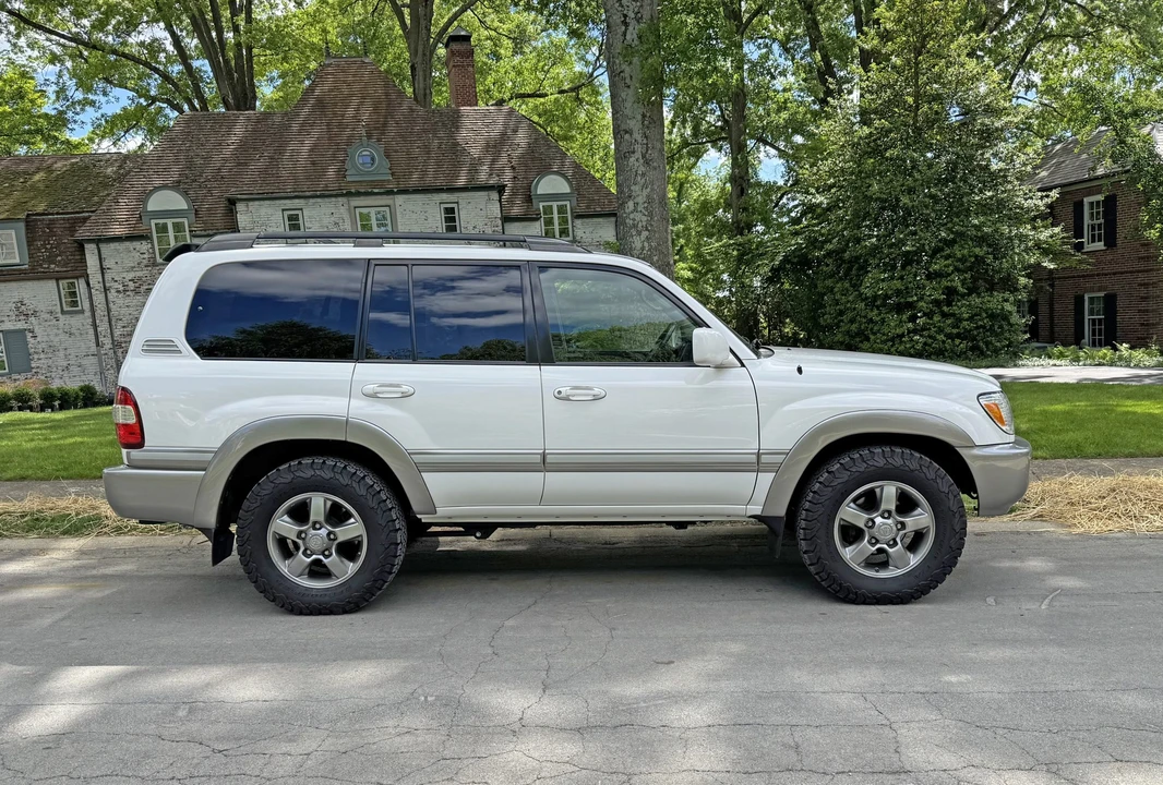 2006 Toyota J100 Land Cruiser - Image 9 of 31