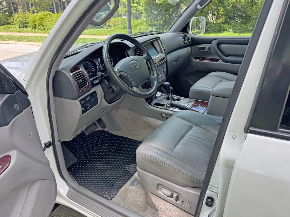 2006 Toyota J100 Land Cruiser - Image 31 of 31