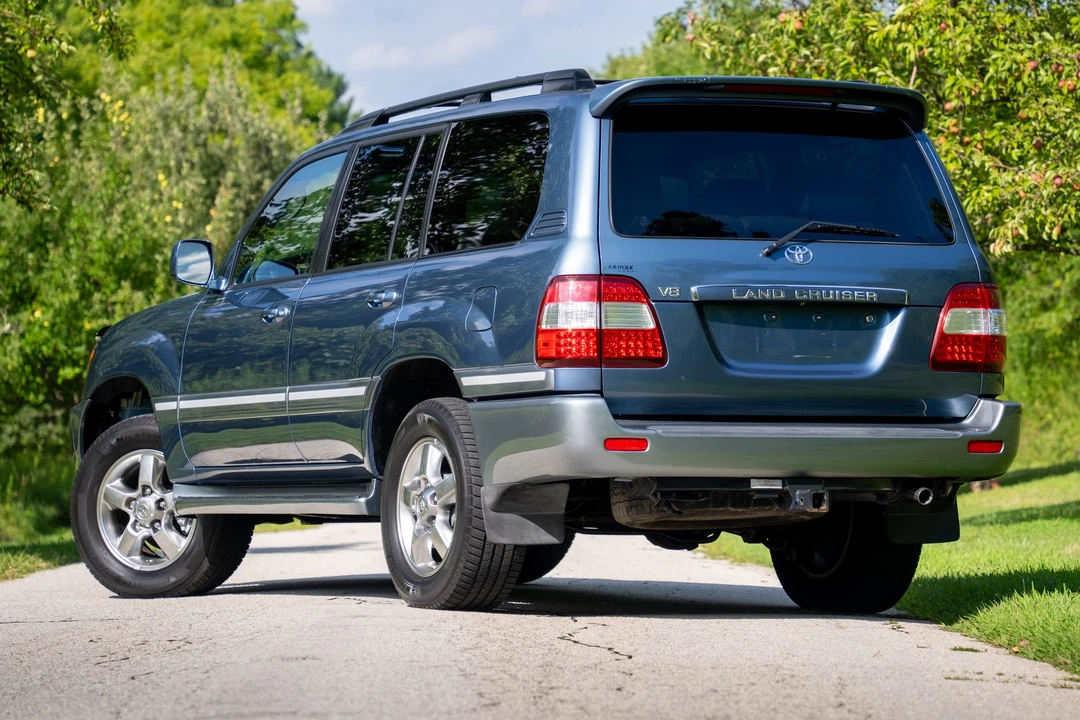 2006 Toyota J100 Land Cruiser - Image 16 of 31