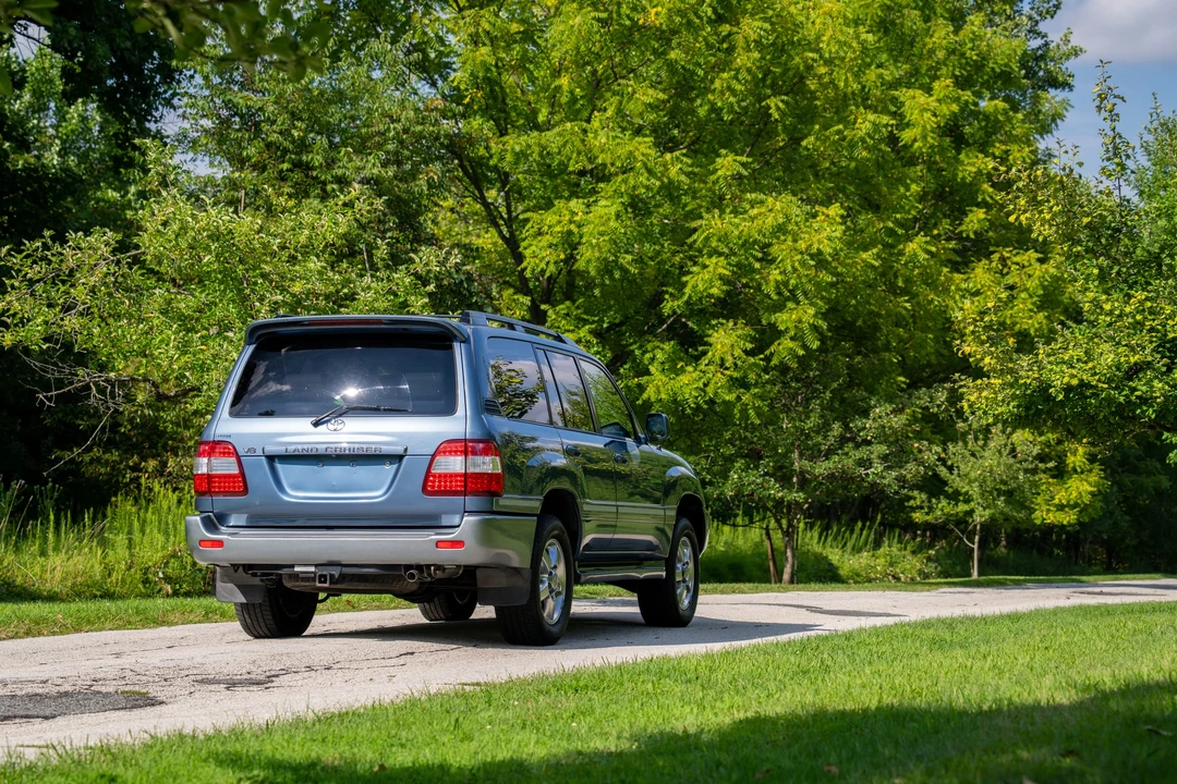 2006 Toyota J100 Land Cruiser - Image 10 of 31