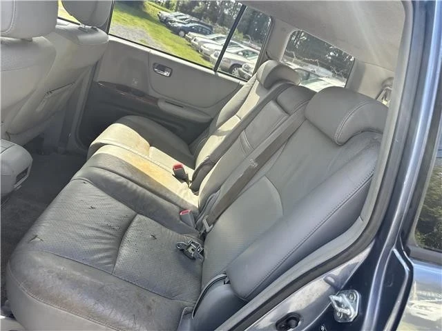 2006 Toyota Highlander - Image 9 of 21
