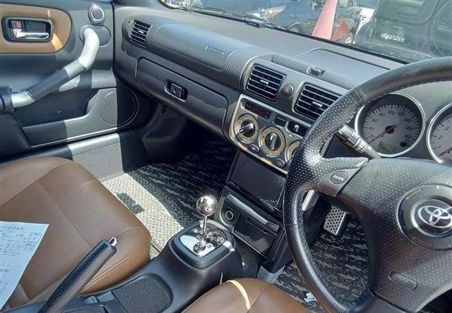 2006 Toyota MR2 Spyder/MR-S - Image 14 of 16